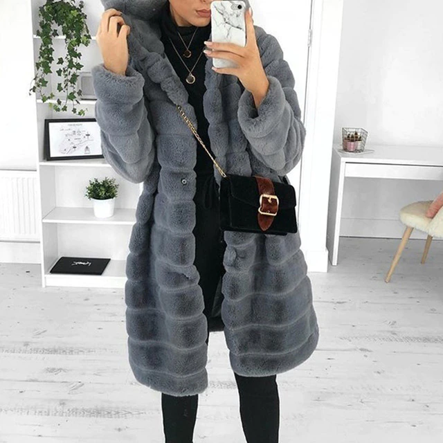 Elarova | Dicke Daunenjacke mit Kapuze