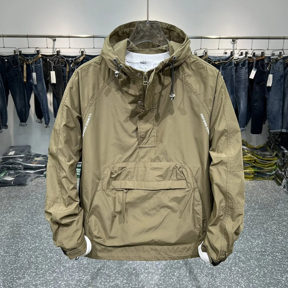 Elarova | Leichter Kapuzen Windbreaker mit halbem Reißverschluss und Tasche
