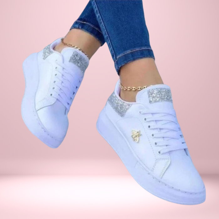 Elarova | Turnschuhe Schritt Mit unseren schillernden, mit Glitzer verzierten Turnschuhe in den Style