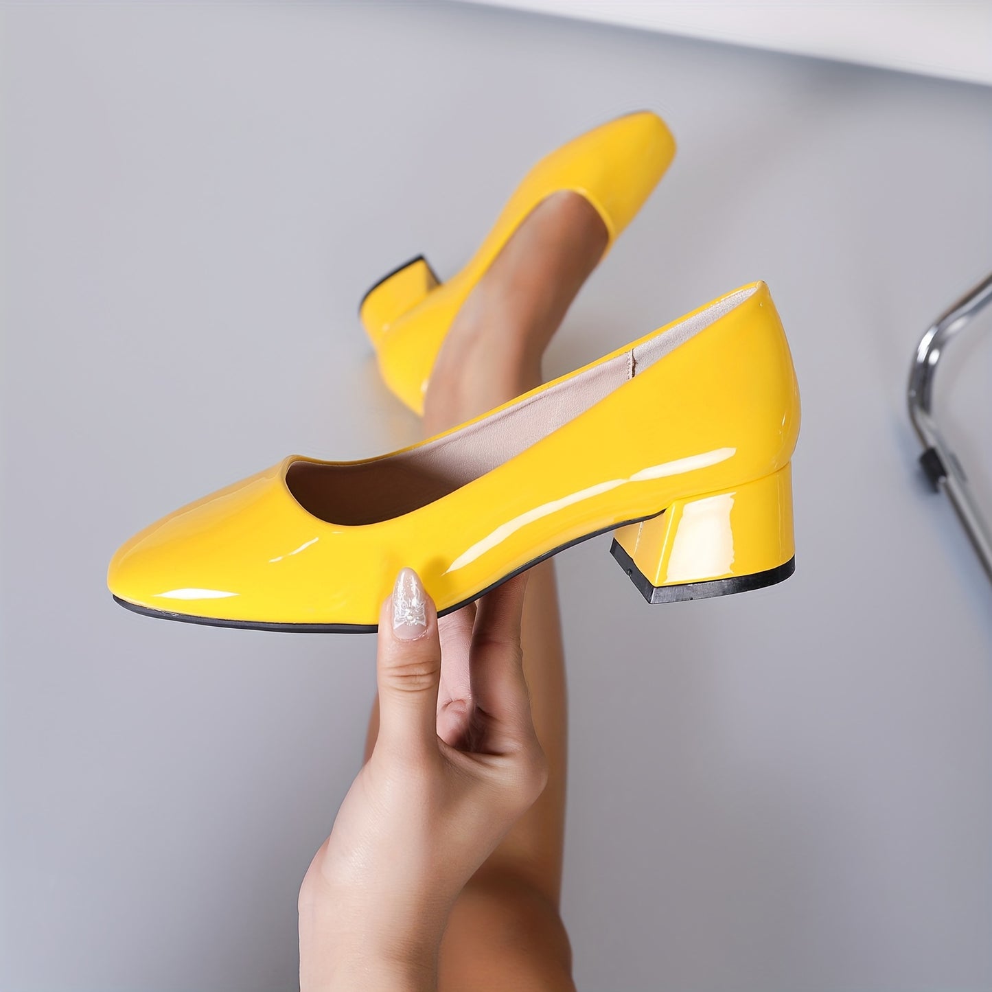 Eleganza™ – Modische Damen Pumps mit Bequemem Blockabsatz