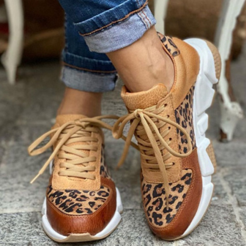 Leoparden-Turnschuhe von Claire