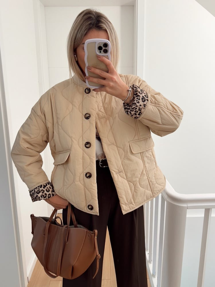 Leopardenfell-Jacke von Casey