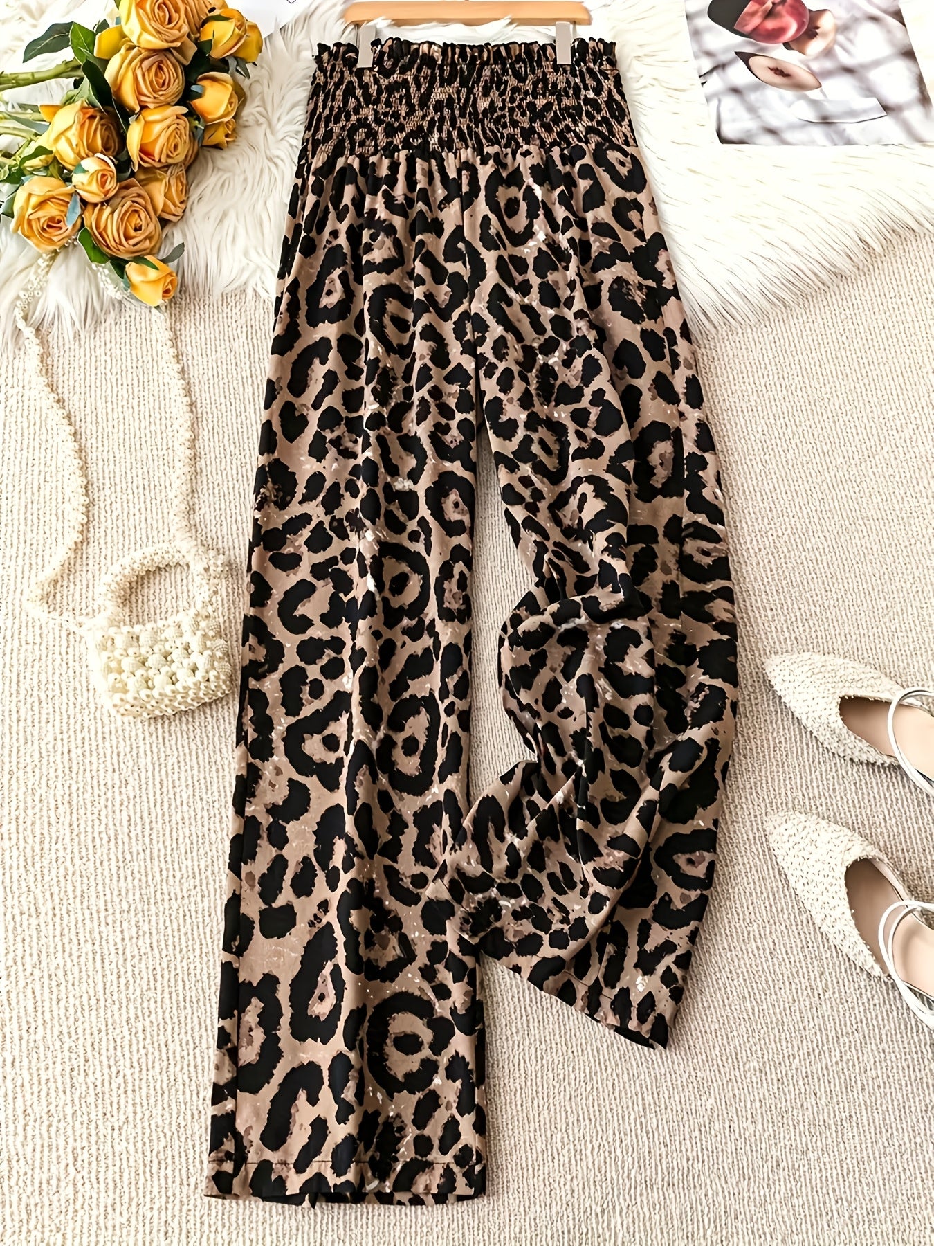 LunaFlow™ – Elegante Damenhose mit weitem Bein und elastischem Bund