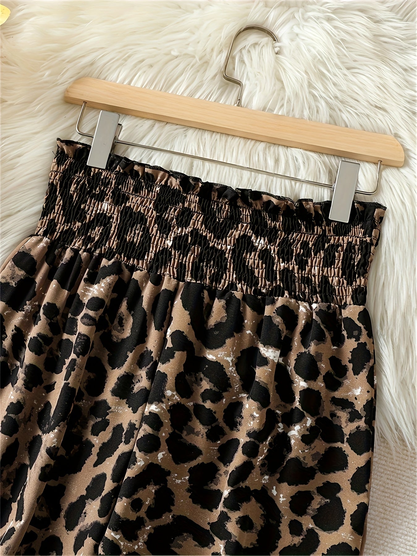 LunaFlow™ – Elegante Damenhose mit weitem Bein und elastischem Bund