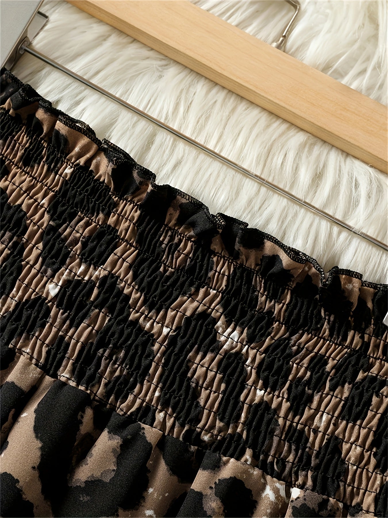 LunaFlow™ – Elegante Damenhose mit weitem Bein und elastischem Bund