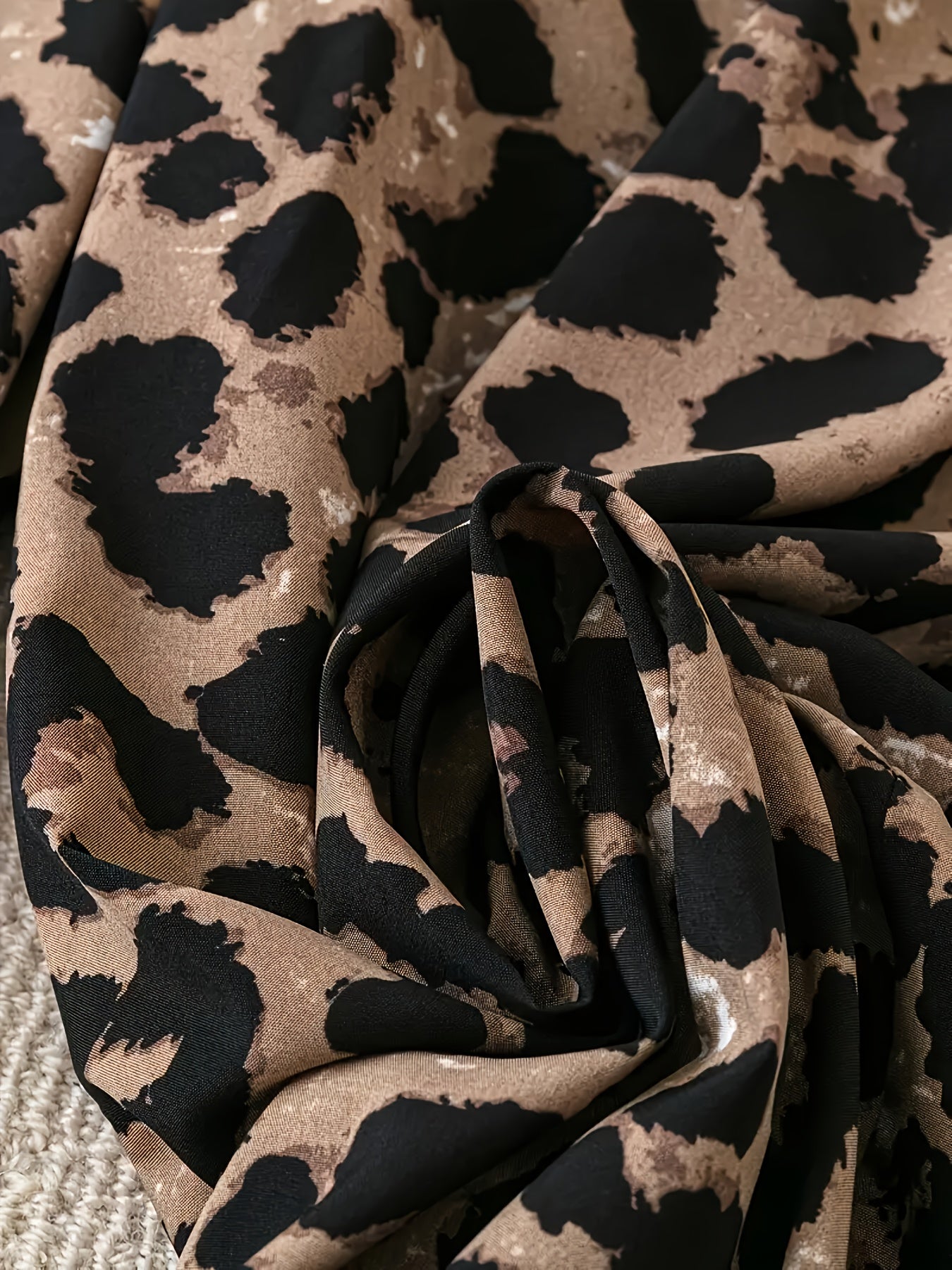LunaFlow™ – Elegante Damenhose mit weitem Bein und elastischem Bund