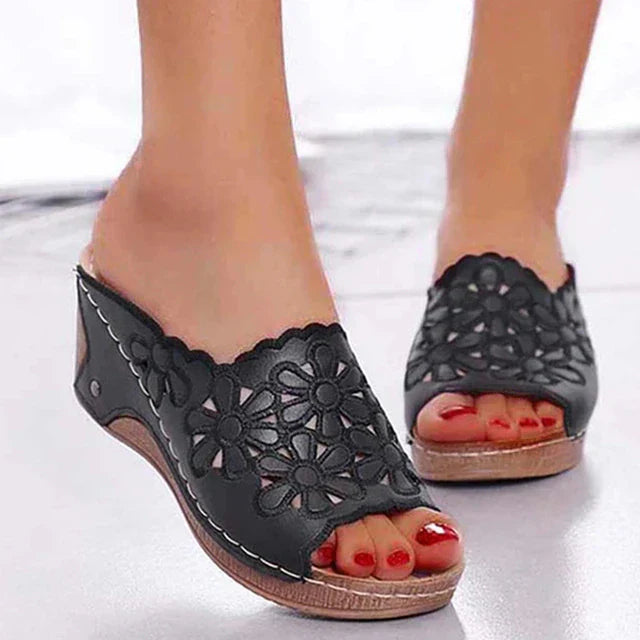 Orthopädische Sandalen SAMANTHA mit Hohlsohle