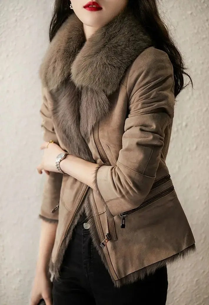 ShearGlam™ – Elegante Lammfelljacke mit Pelzkragen fur Damen