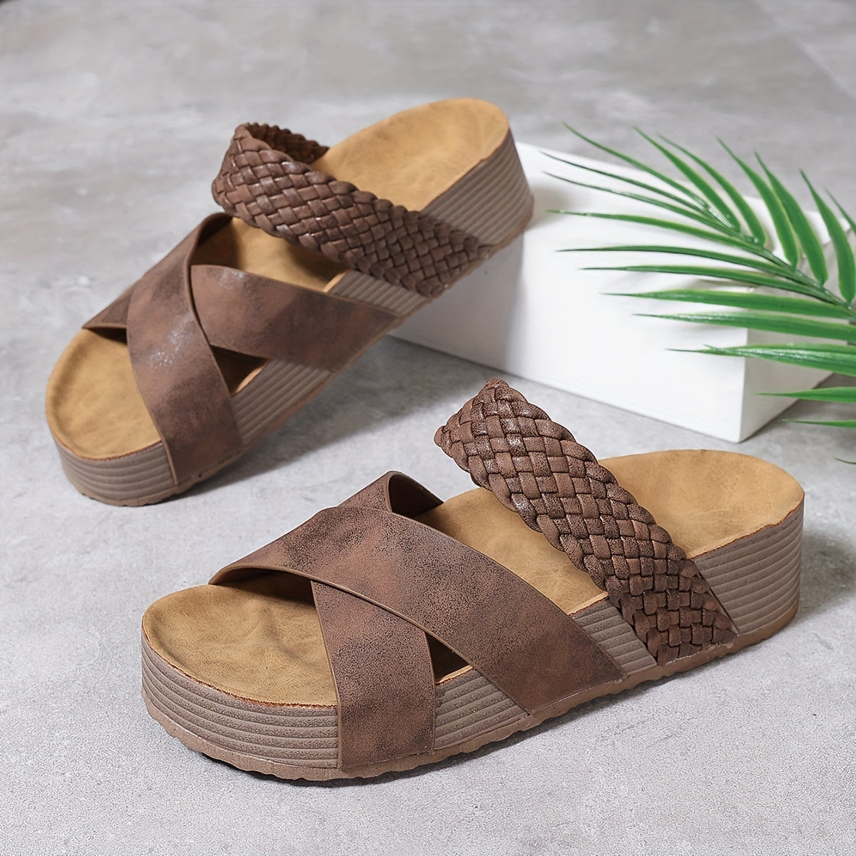 Variant image for Solyva™ – Damen Sandalen mit Geflochtenen Riemen und Komfortabler Plattform-17