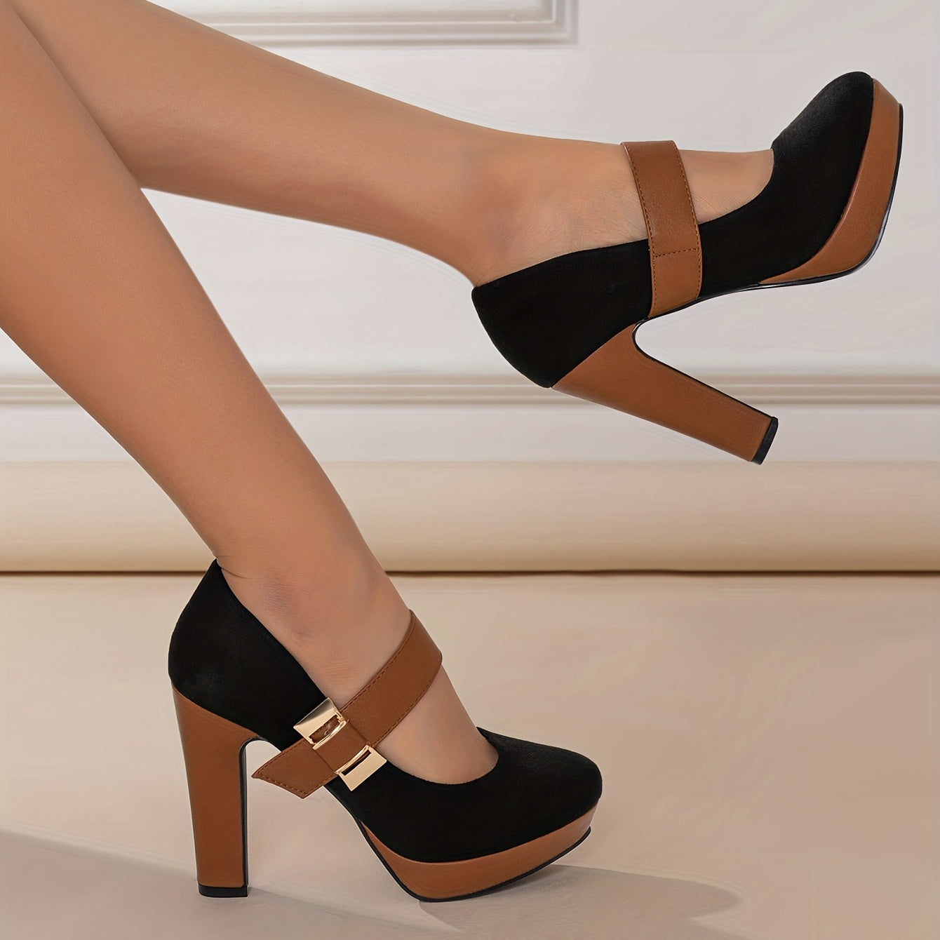 VelouraStep™ – Elegante Damen Pumps mit Retro-Design & Blockabsatz