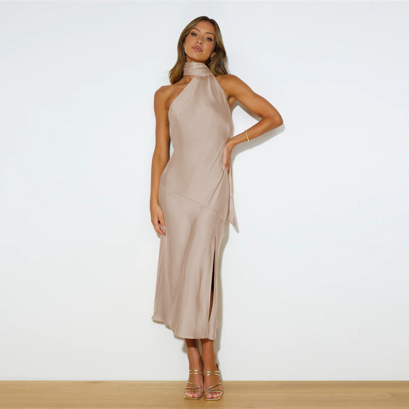 Drapea™ – Damen Kleid mit Eleganter Drapierung und Raffiniertem Split