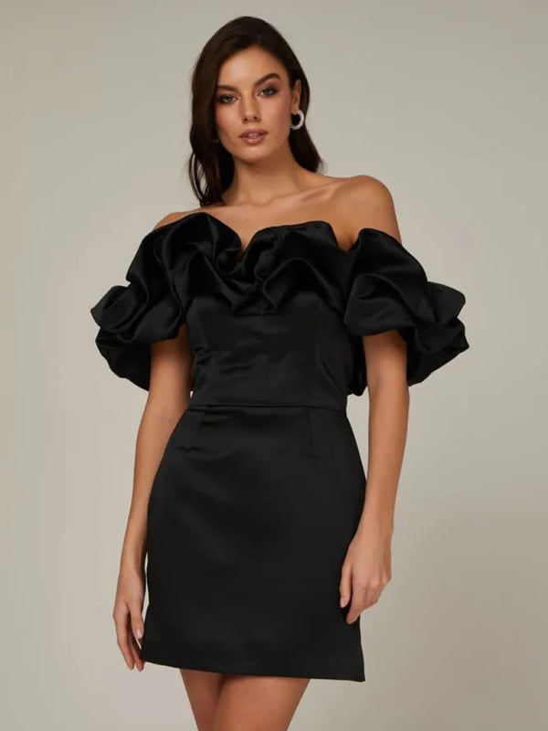 Madison™ – Damen Off-Shoulder Satin Kleid mit Rüschen und Eleganz
