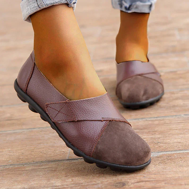 EaseLuxe™ – Moderne Orthopädische Schuhe Damen in Slip-On Design