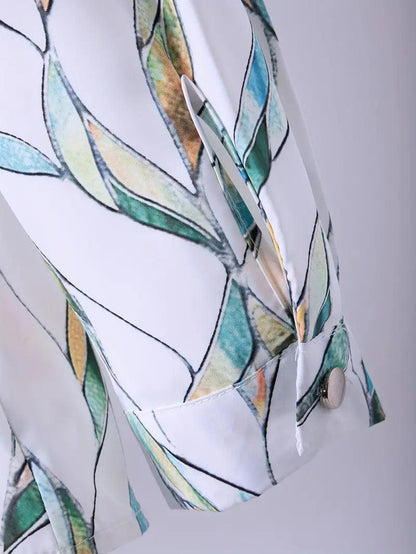 Damenbluse Modern mit Abstraktem Muster und Knöpfen