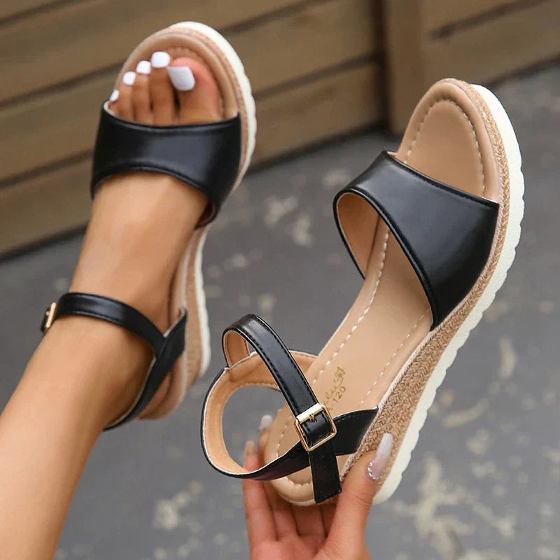 Arda Orthopädische Sandalen