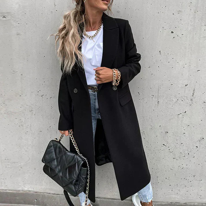Avelena: Luxurious Tweed Jacket with Plaid Design