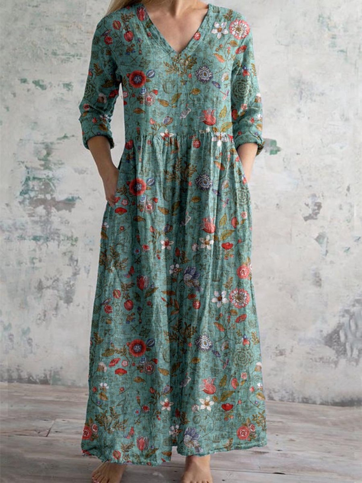 Baumwoll-Sommerkleid von Elarova im eleganten Stil