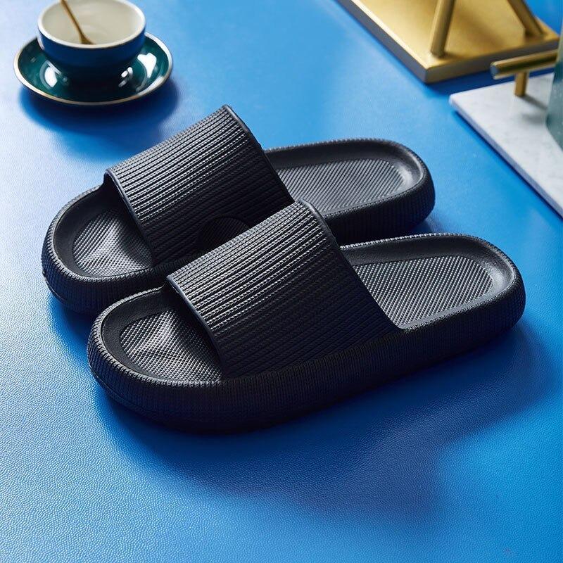 Bequeme, schmerzlindernde Sommersandalen von Josua