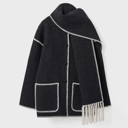 Brynora: Elegante Winterjacke mit integriertem Schal