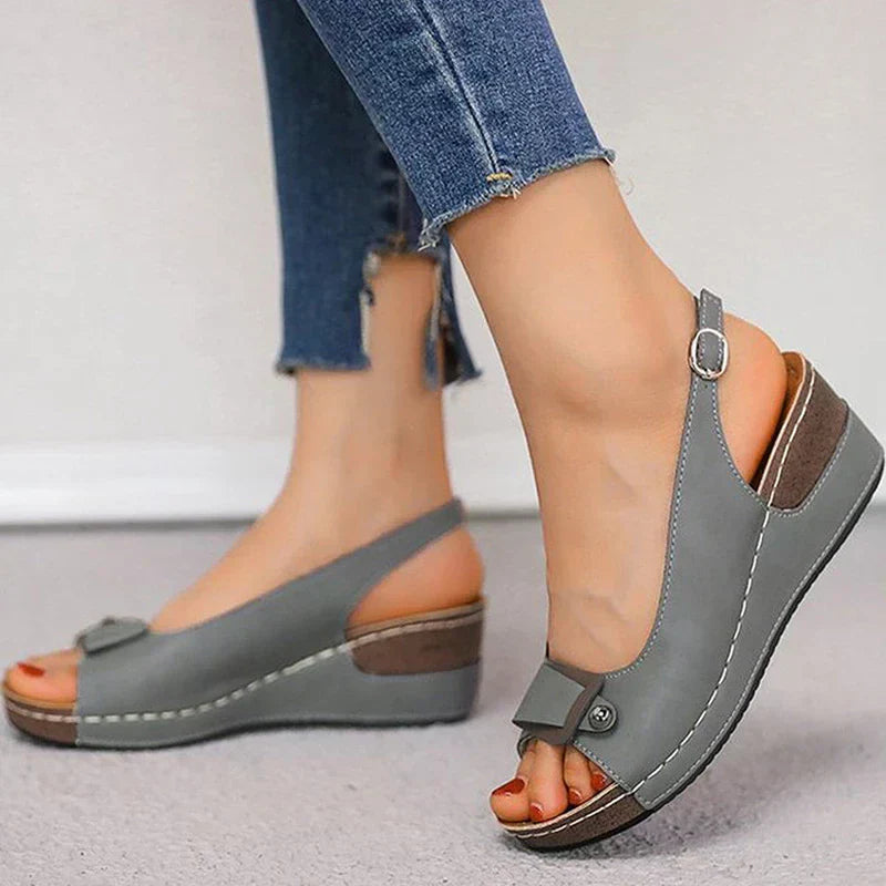 CAROLINA: Orthopädische Sandalen mit weichen, gepolsterten Absätzen