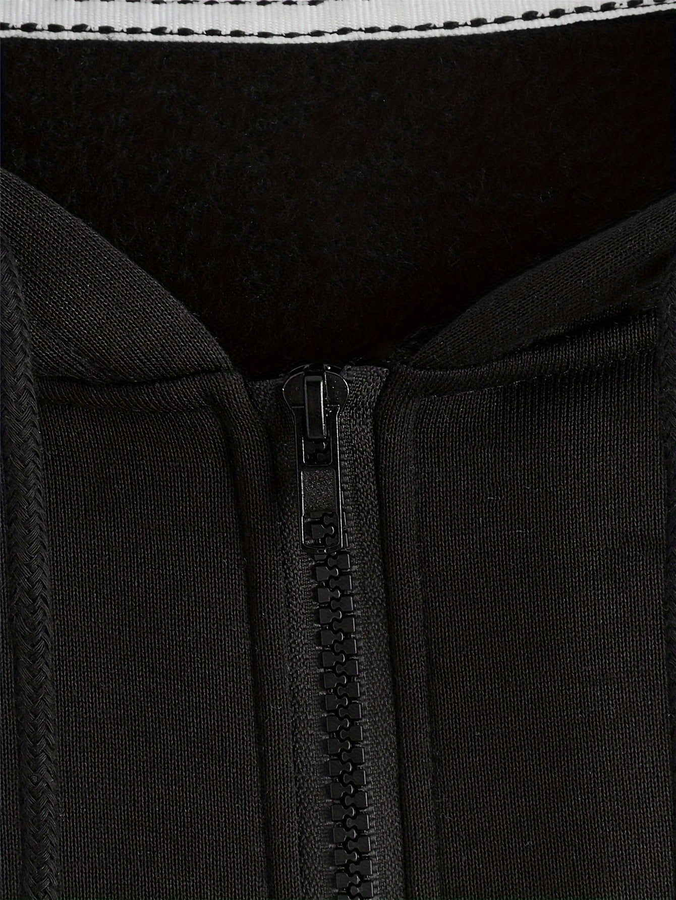 CozyCrop™ – Stylische Damen Kapuzenjacke mit praktischem Zipper