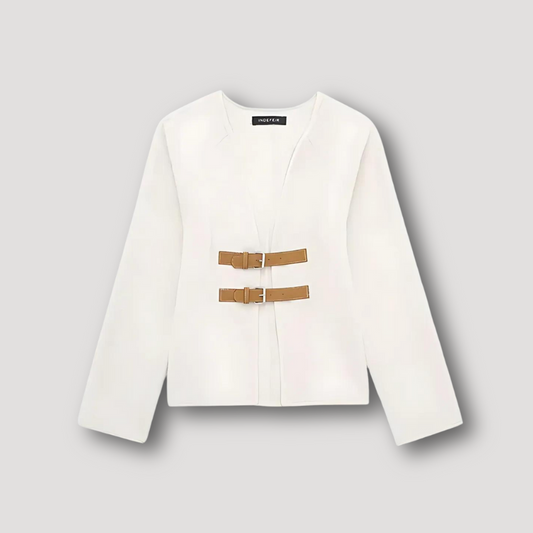 Cremefarbene Wolljacke mit Schnallenriemen und offenem Vorderteil von Belen