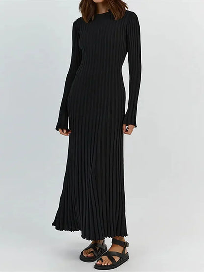 Damen-Plisseekleid Audrey: Elegant, mit Rundhals und Bindegürtel