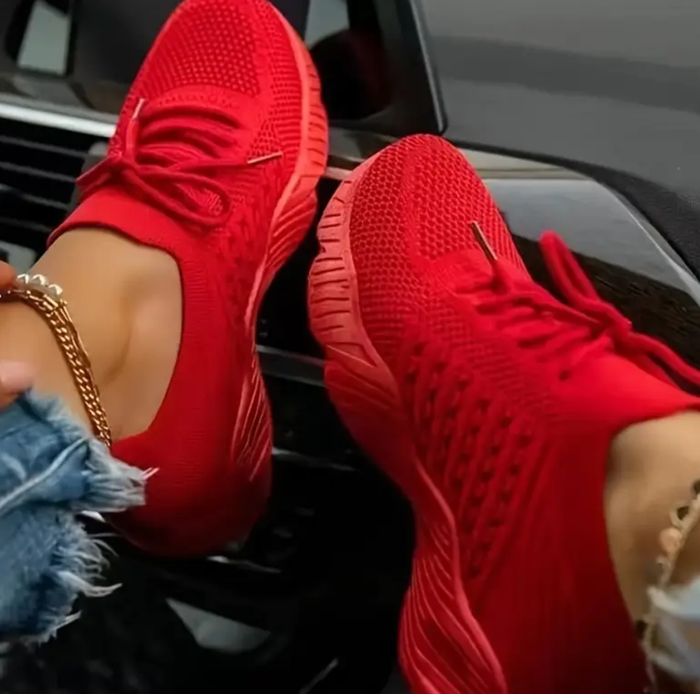 Damen-Sneaker von Oska mit orthopädischem Mesh-Obermaterial