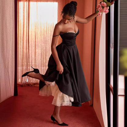 Damenkleid Julie: Lang, ärmellos, V-Ausschnitt