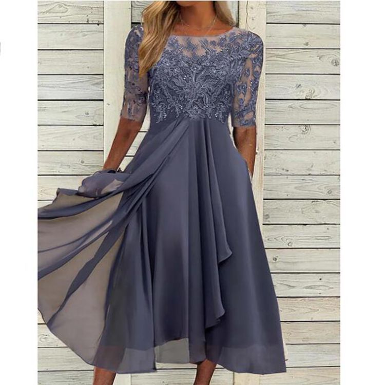 Damenkleid aus Chiffon mit Stickerei, Spitze und Aussparungen von Elarova