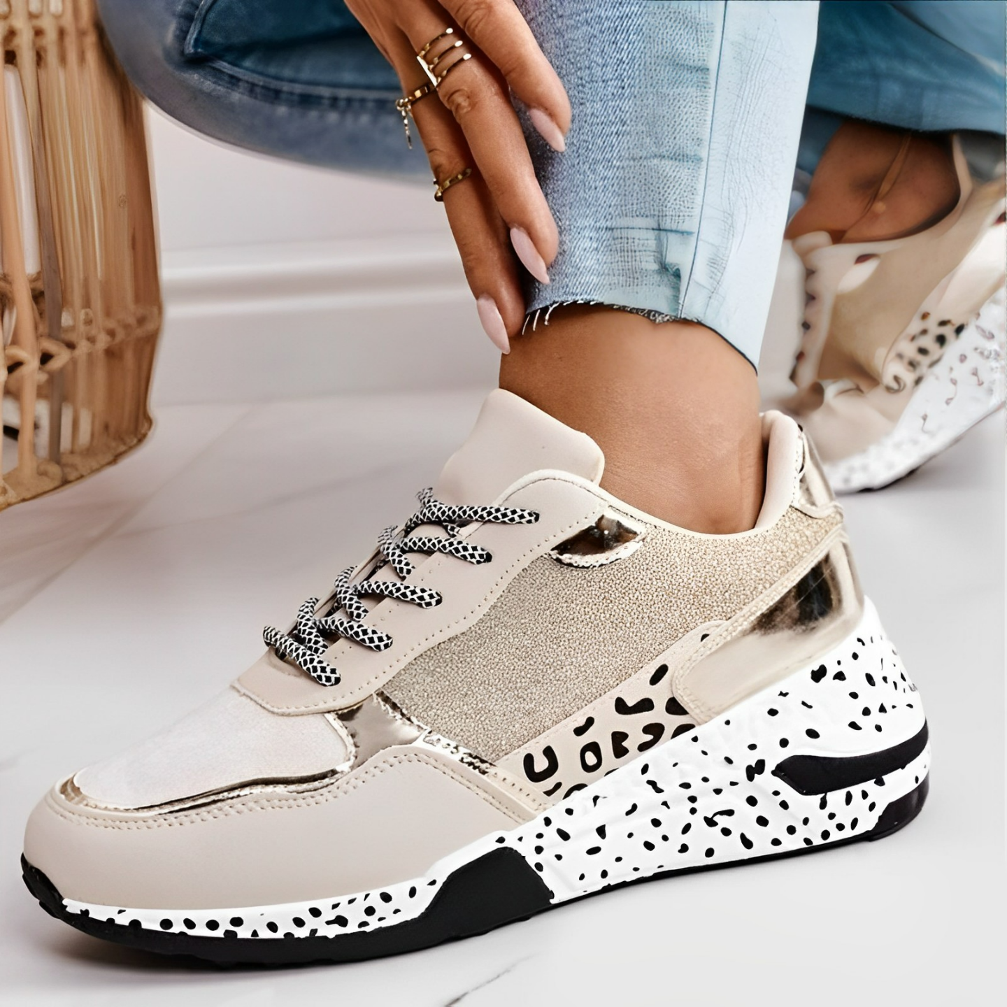 Delora Orthopedic Sneakers