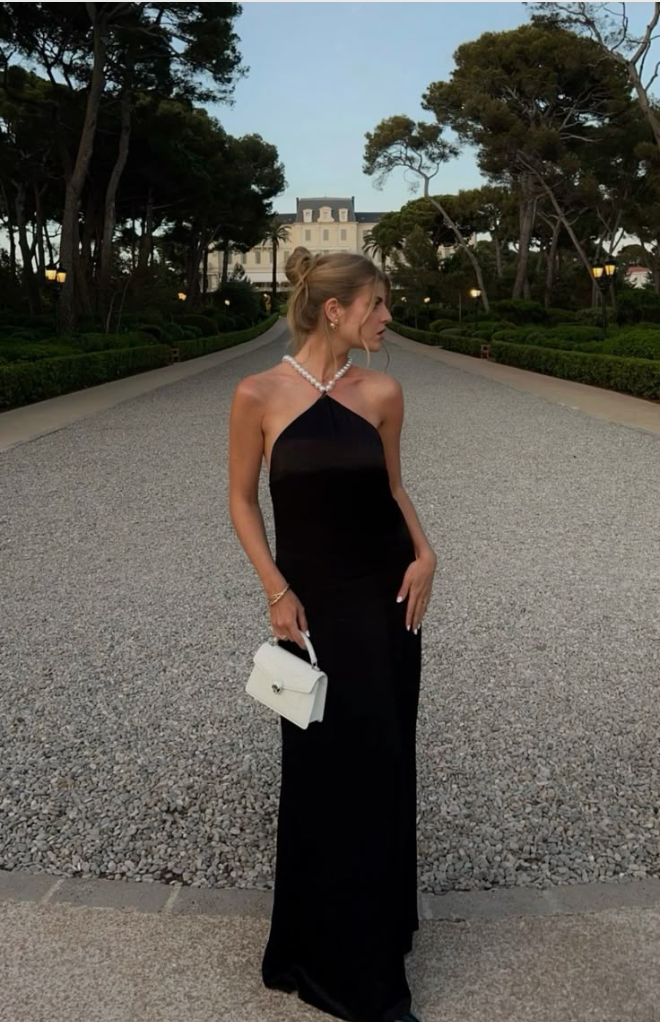 Edles schwarzes Maxikleid mit Perlen-Neckholder für Damen