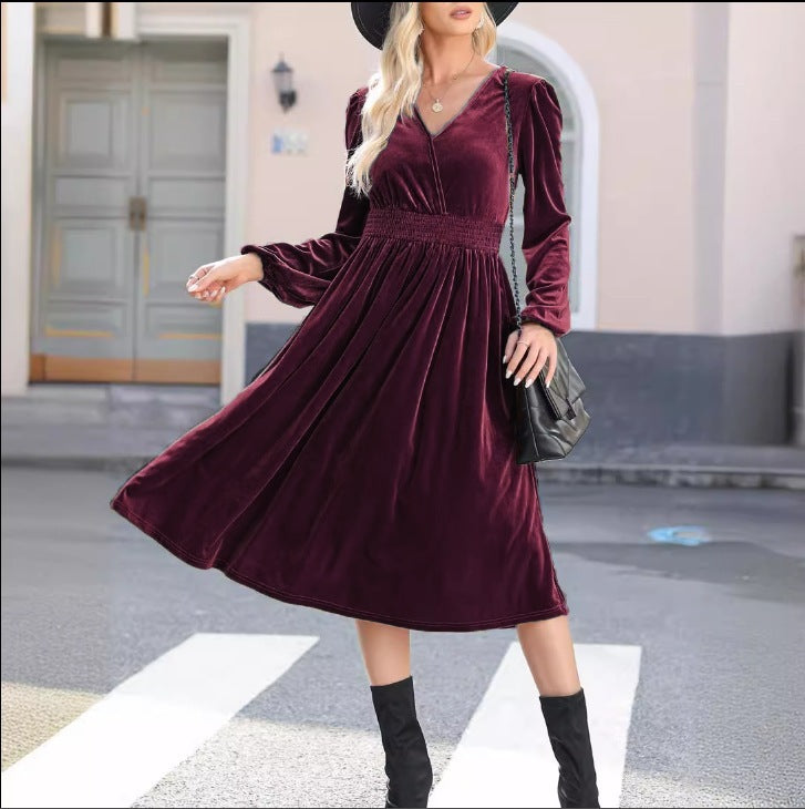 Einfarbiges Kleid mit langen Ärmeln von Ann