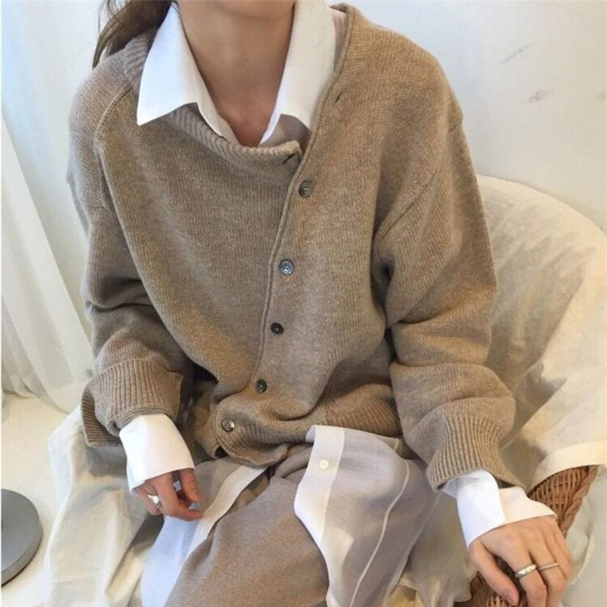 Elarova | Asymmetrische Strickjacke mit Knöpfen für Damen