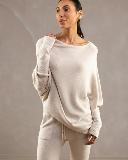 Elarova | Asymmetrischer Damenpullover mit eleganter Drapierung