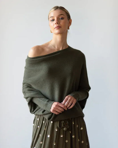 Elarova | Asymmetrischer Damenpullover mit eleganter Drapierung
