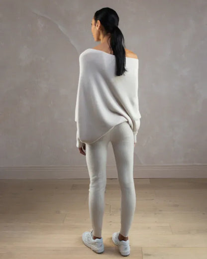 Elarova | Asymmetrischer Damenpullover mit eleganter Drapierung