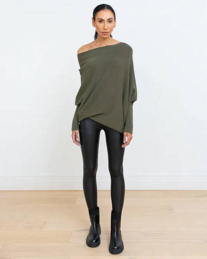 Elarova | Asymmetrischer Damenpullover mit eleganter Drapierung
