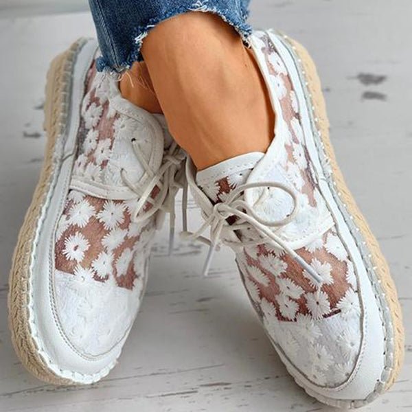 Elarova | Atmungsaktive SpitzenSneaker mit Blumenstickerei für Damen