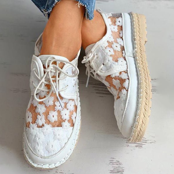 Elarova | Atmungsaktive SpitzenSneaker mit Blumenstickerei für Damen