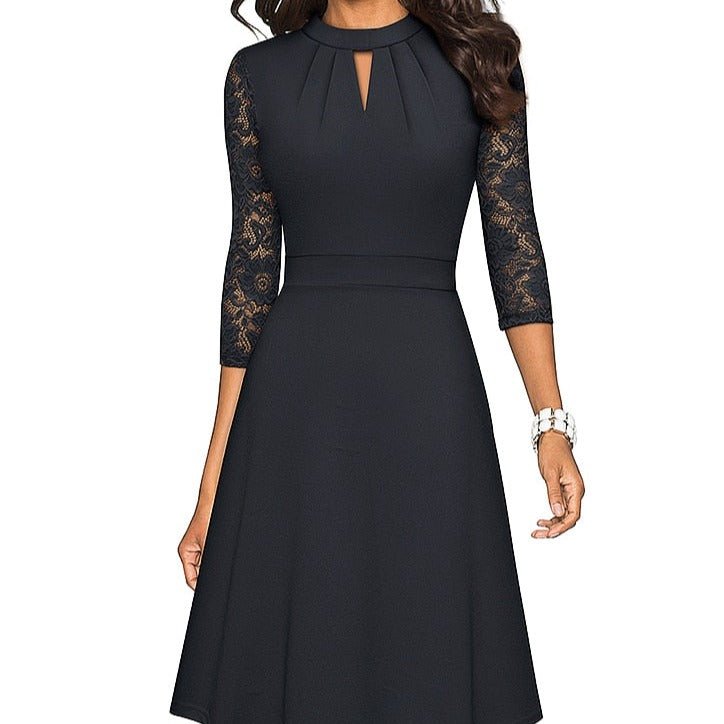 Elarova | Ausgehöhltes Spitzenkleid