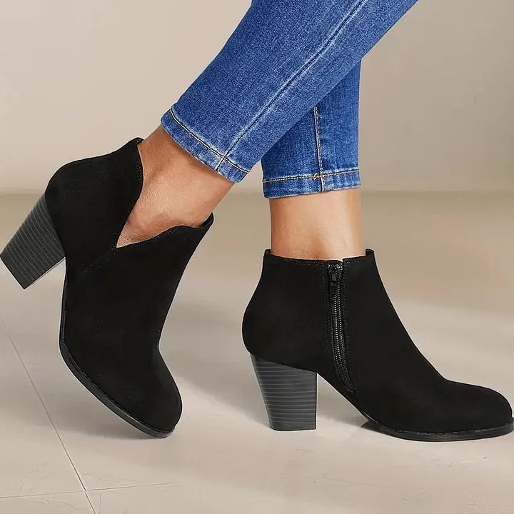 Elarova | Bequeme und modische orthopädische Schuhe.