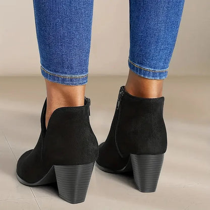 Elarova | Bequeme und modische orthopädische Schuhe.