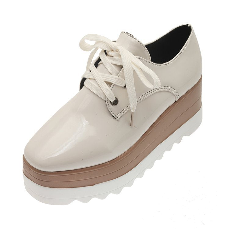 Elarova | Damen Modische PlateauSneaker mit schickem Glanz und komfortabler Sohlenkonstruktion