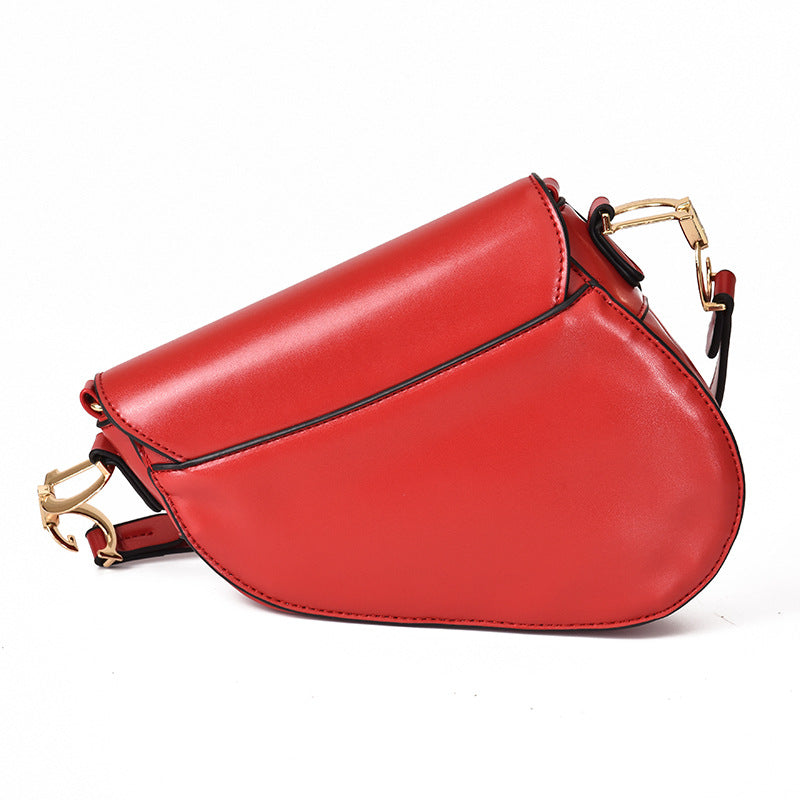 Elarova | Damen Schultertasche Exklusive PULeder Satteltasche mit breitem Riemen und luxuriösem Aussehen