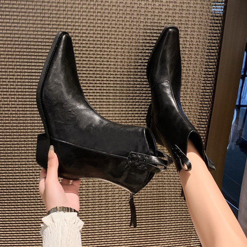 Elarova | Damen elegante ChelseaStiefeletten mit spitzem ZehenDesign und robustem Blockabsatz
