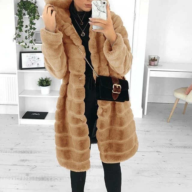 Elarova | Dicke Daunenjacke mit Kapuze