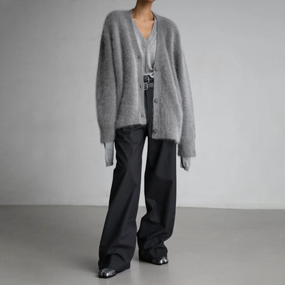 Elarova | Elegante Strickjacke aus Kaschmir