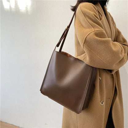 Elarova | Elegante Umhängetasche für Alltag
