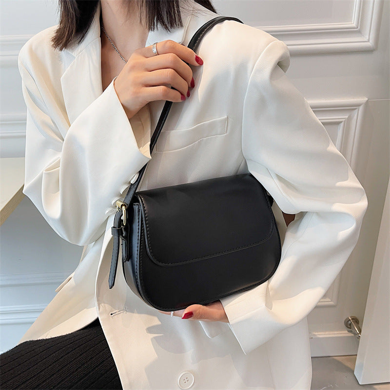 Elarova | Elegante handgefertigte Lederhandtasche